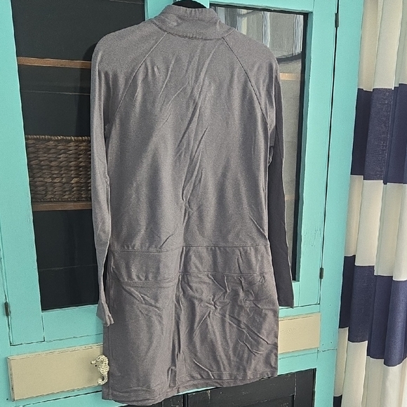 Lole Charcoal Long-Sleeve Lightweight Sweatshirt - Cute w/leggings - Picture 7 of 7